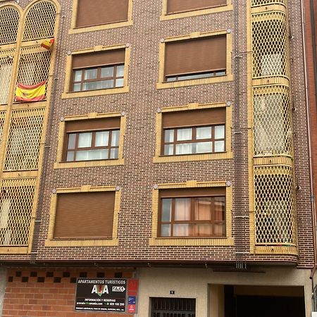 Ava-2 Apartment Arevalo Bagian luar foto